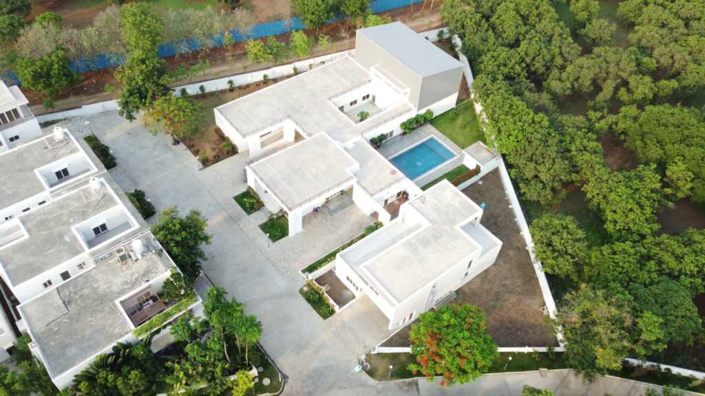 Worldclass amenities spread across the layout with a 15,000 Sqft indoor Clubhouse and 3 Parks in 1.5 Acres